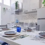Tropical Boutique * Gallipoli