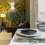 Tropical Boutique Gallipoli